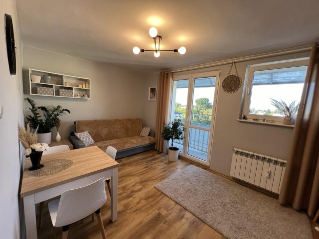 Mieszkanie 3-pokojowe Kutno Kościuszków, ul. Chodkiewicza. Zdjęcie 1