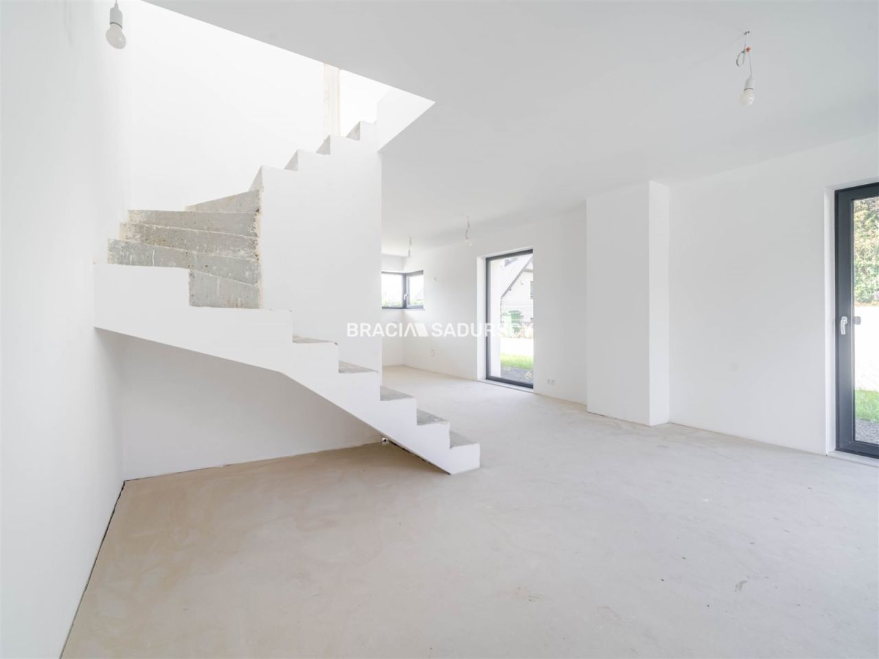 dom wolnostojący, 4 pokoje Koźmice Małe. Zdjęcie 8