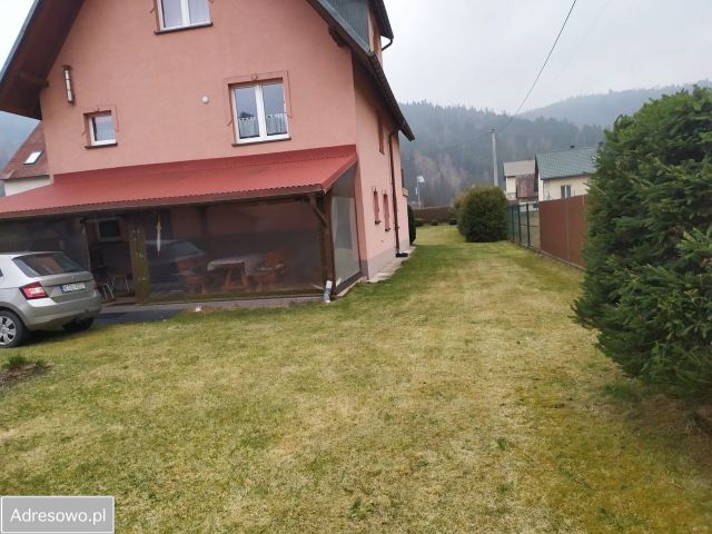 dom wolnostojący, 5 pokoi Rycerka Dolna. Zdjęcie 1