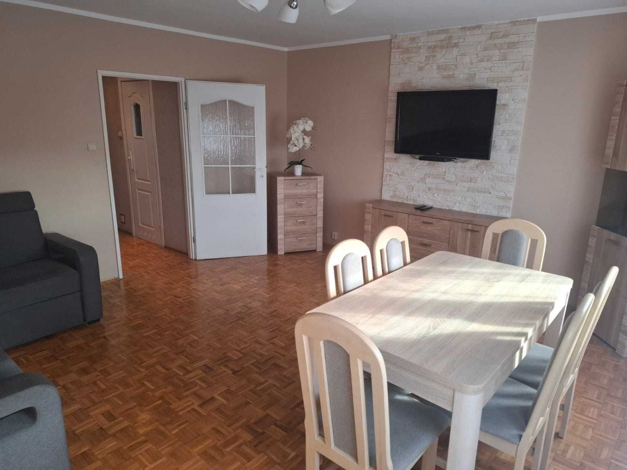 Mieszkanie 2-pokojowe Jelcz-Laskowice, ul. Ludwika Hirszfelda. Zdjęcie 1