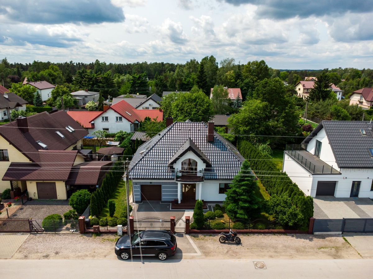 dom wolnostojący, 5 pokoi Justynów