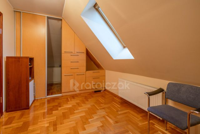 dom wolnostojący, 5 pokoi Rumia. Zdjęcie 13