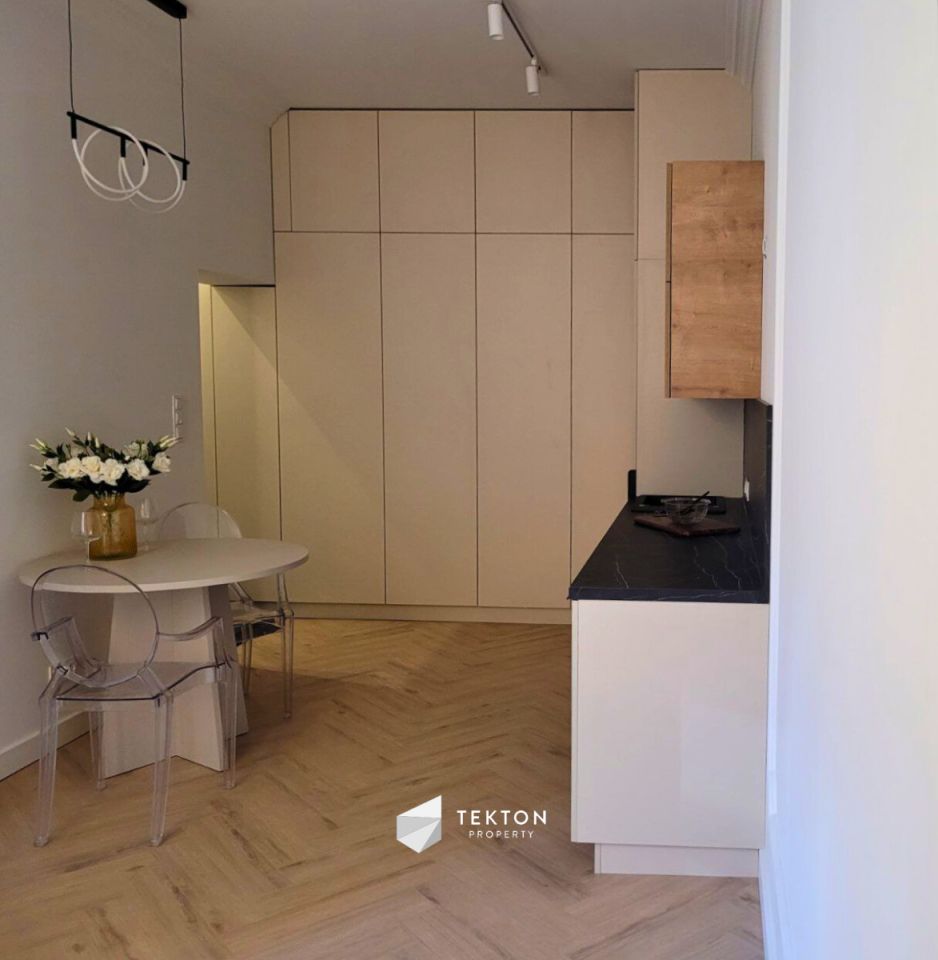 Mieszkanie 2-pokojowe Poznań Stare Miasto, ul. Garbary. Zdjęcie 2