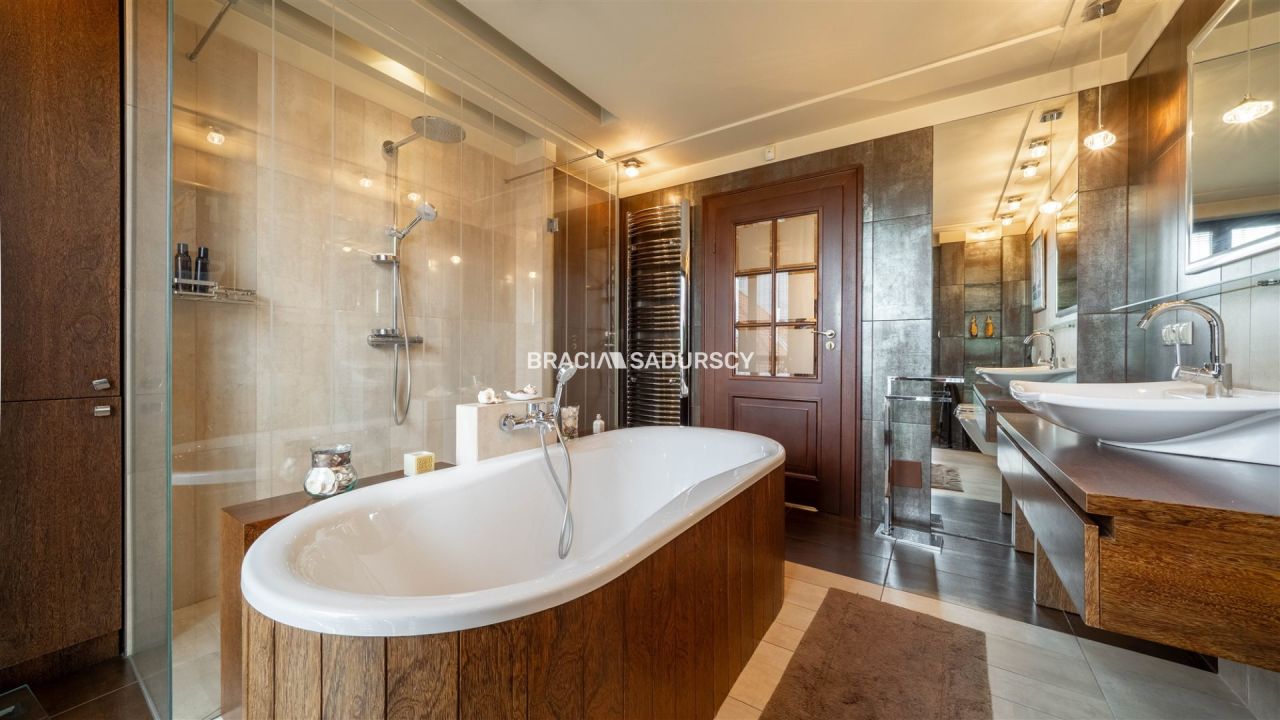 dom wolnostojący, 6 pokoi Bibice, ul. Kwiaty Polne. Zdjęcie 6