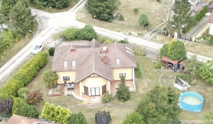 dom wolnostojący, 7 pokoi Rurzyca