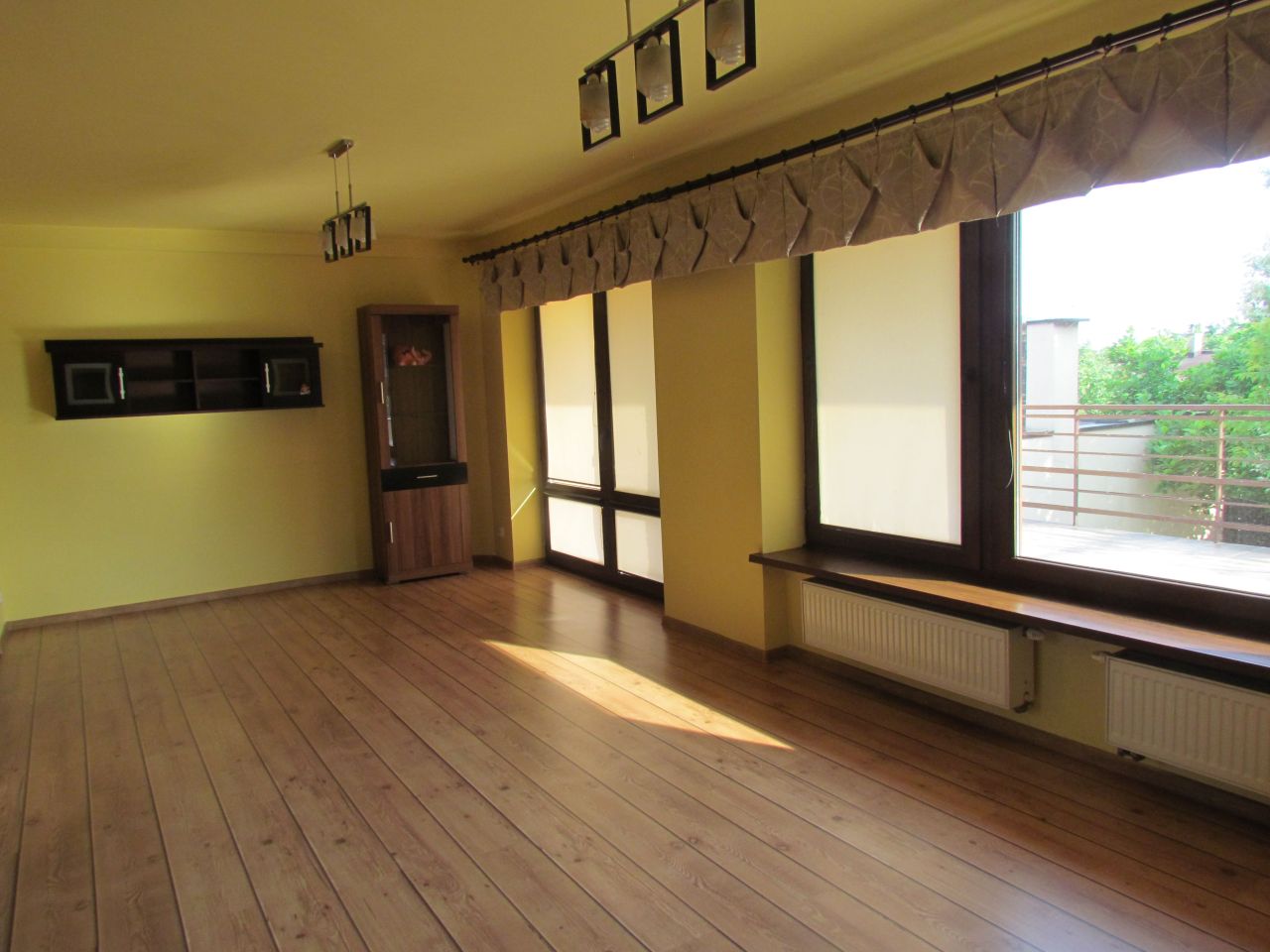 dom wolnostojący, 9 pokoi Radomsko, ul. Gołębia. Zdjęcie 5