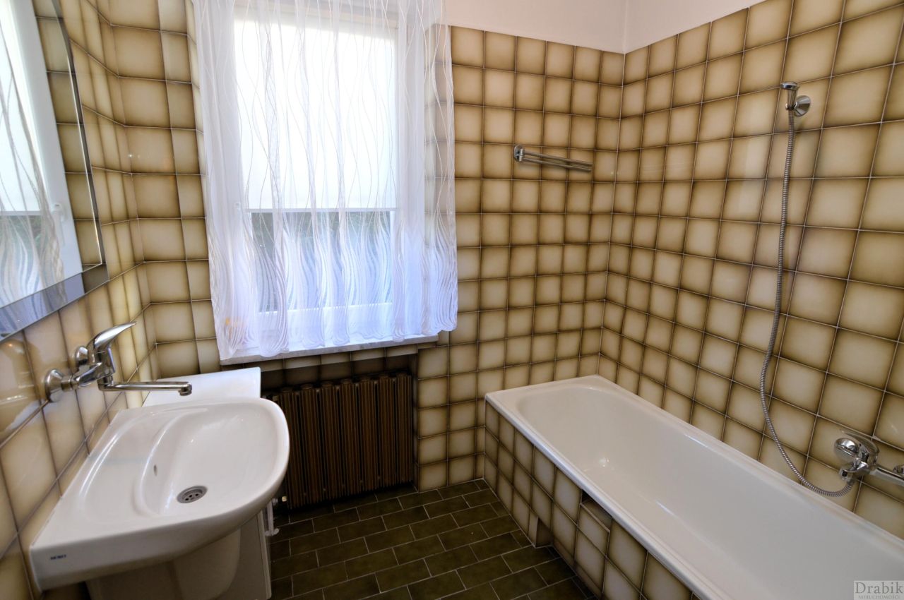 dom wolnostojący, 6 pokoi Spytkowice. Zdjęcie 11
