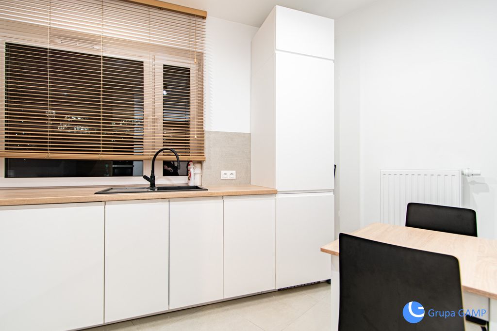 Mieszkanie 2-pokojowe Kraków, ul. Rydlówka. Zdjęcie 2