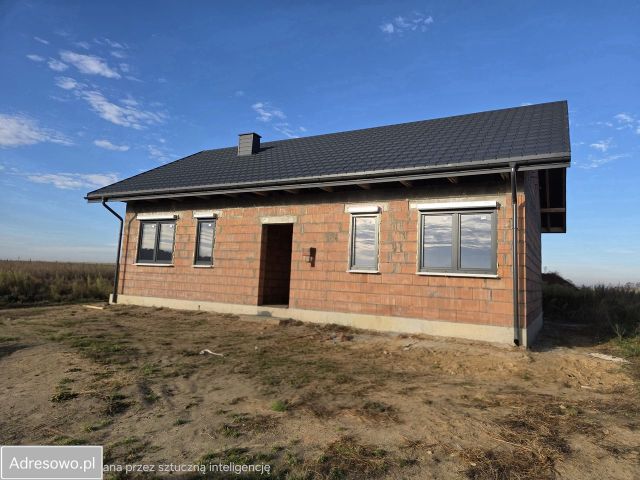 dom wolnostojący, 3 pokoje Nowa Wieś Książęca. Zdjęcie 1