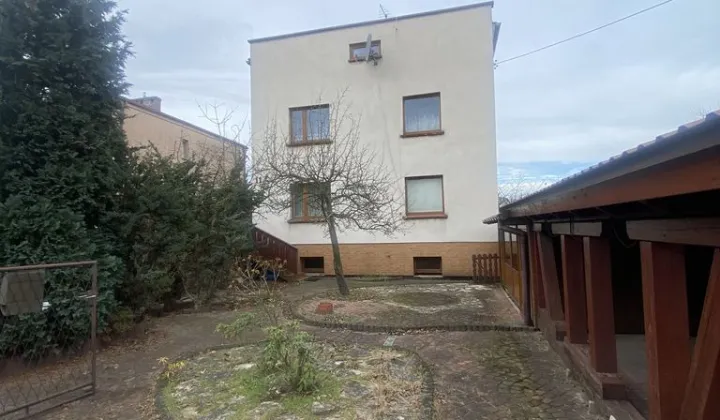 dom wolnostojący, 6 pokoi Lubliniec, ul. Słowicza