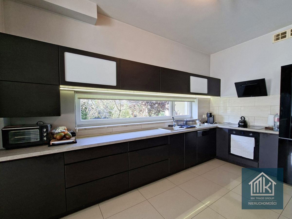 dom wolnostojący, 4 pokoje Niepołomice, ul. Słoneczna. Zdjęcie 3