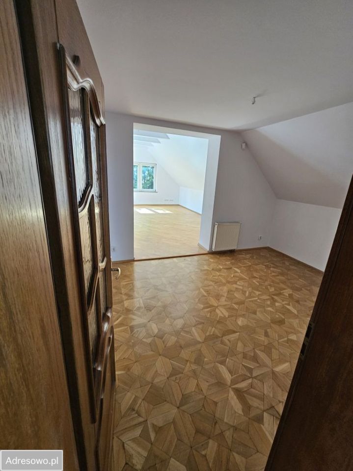 dom wolnostojący, 7 pokoi Pszczółki. Zdjęcie 8