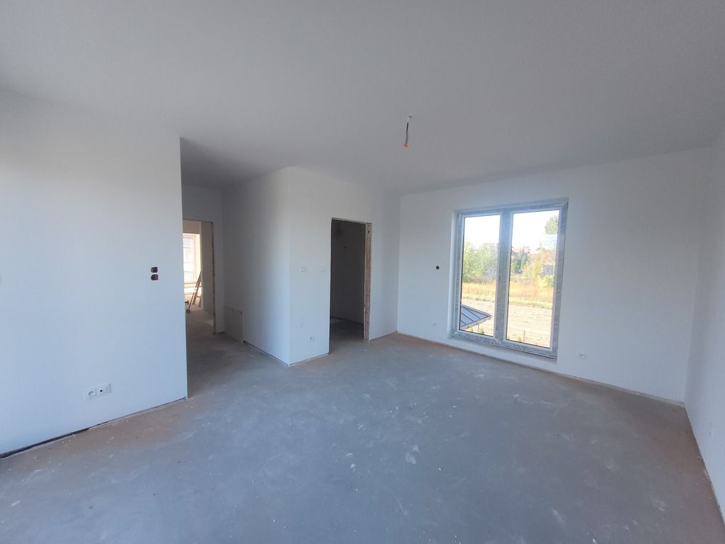 bliźniak, 6 pokoi Opacz Mała. Zdjęcie 7