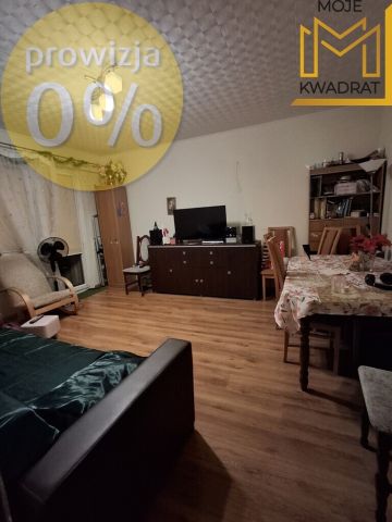 Mieszkanie 3-pokojowe Bełchatów. Zdjęcie 1