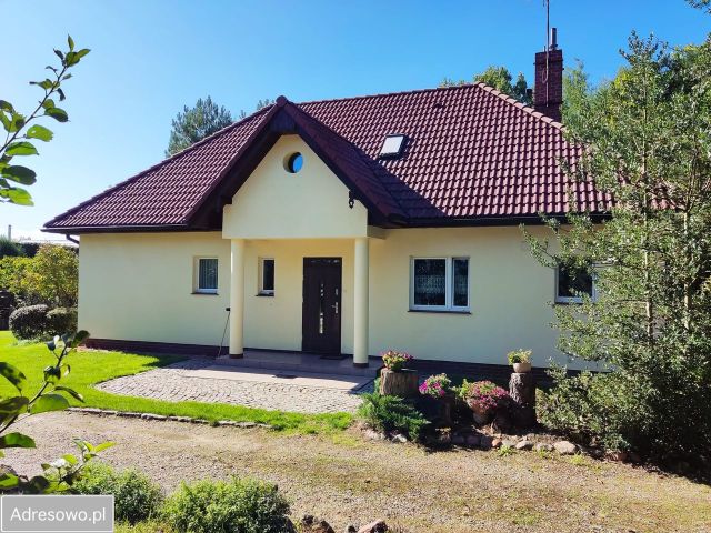 dom wolnostojący, 5 pokoi Turew, ul. Szkolna. Zdjęcie 1