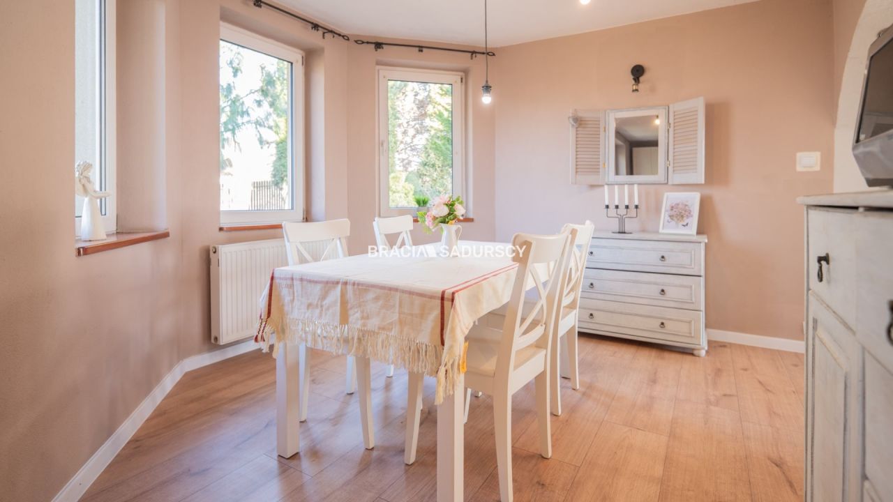 dom wolnostojący, 6 pokoi Gnatowice. Zdjęcie 2