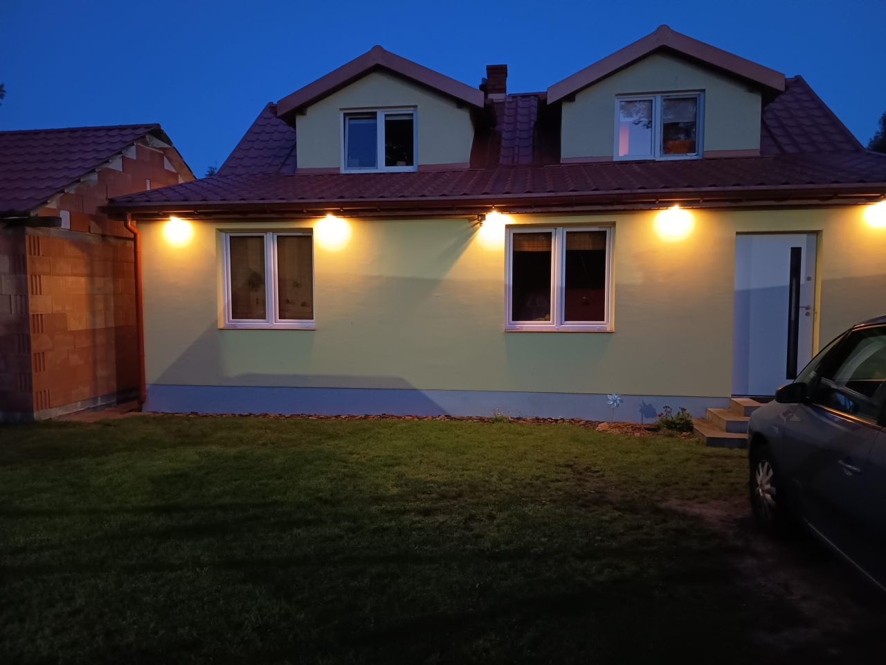 dom wolnostojący, 6 pokoi Samotrzask. Zdjęcie 2