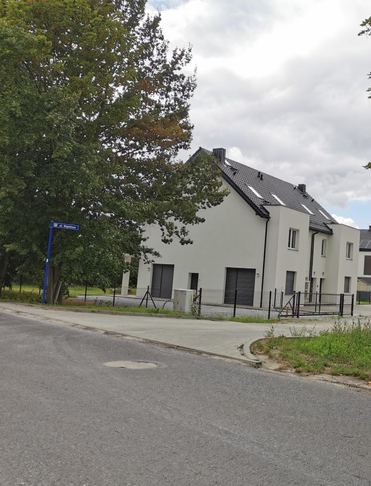 Mieszkanie 4-pokojowe Żerniki Wrocławskie, ul. Migdałowa. Zdjęcie 11