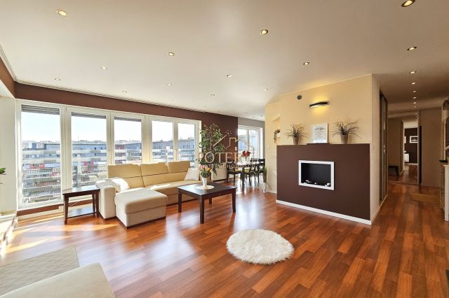 Mieszkanie 3-pokojowe Wrocław Stare Miasto, ul. Tęczowa. Zdjęcie 3