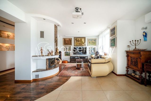 dom wolnostojący, 12 pokoi Łódź Stare Rokicie. Zdjęcie 2