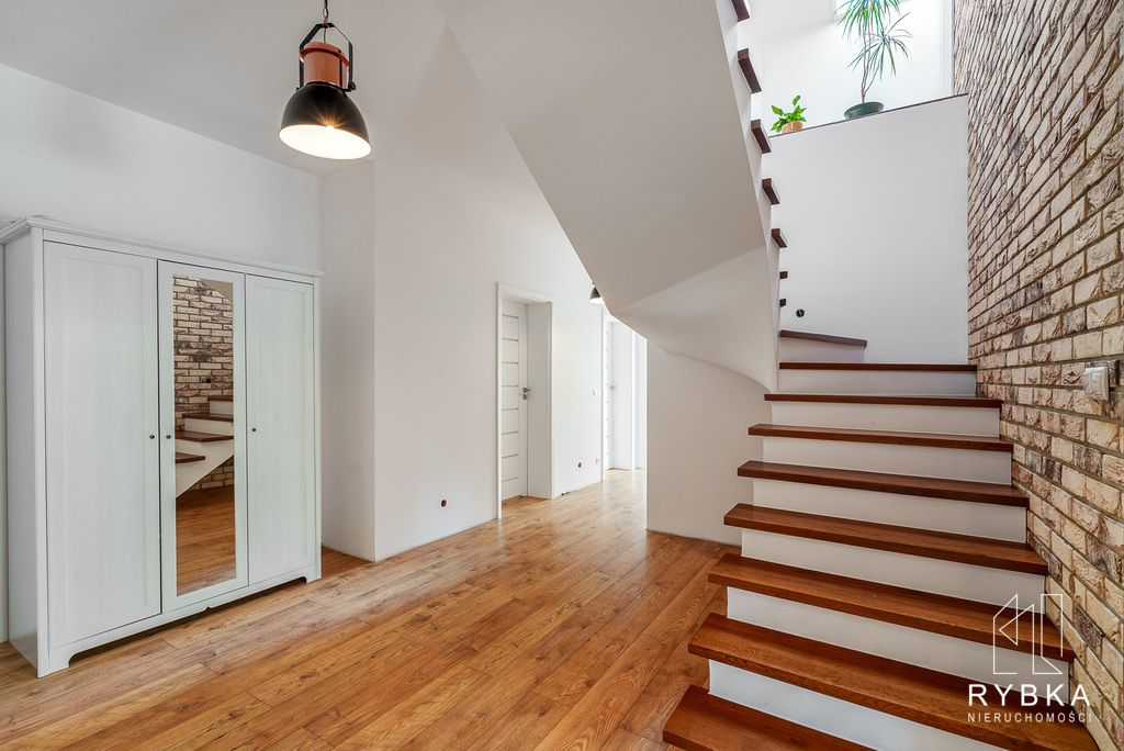 dom wolnostojący, 5 pokoi Lubonieczek. Zdjęcie 7