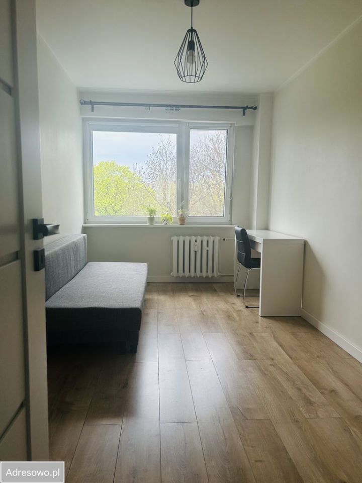 Mieszkanie 3-pokojowe Poznań Rataje, os. Jagiellońskie. Zdjęcie 2