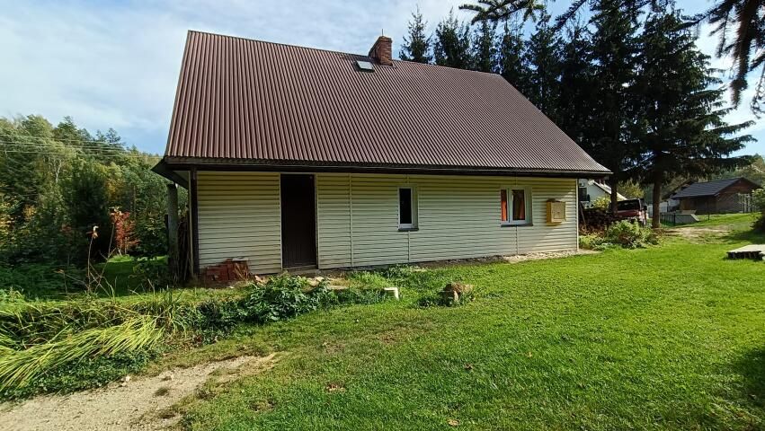 dom wolnostojący, 2 pokoje Jasienica Rosielna. Zdjęcie 2