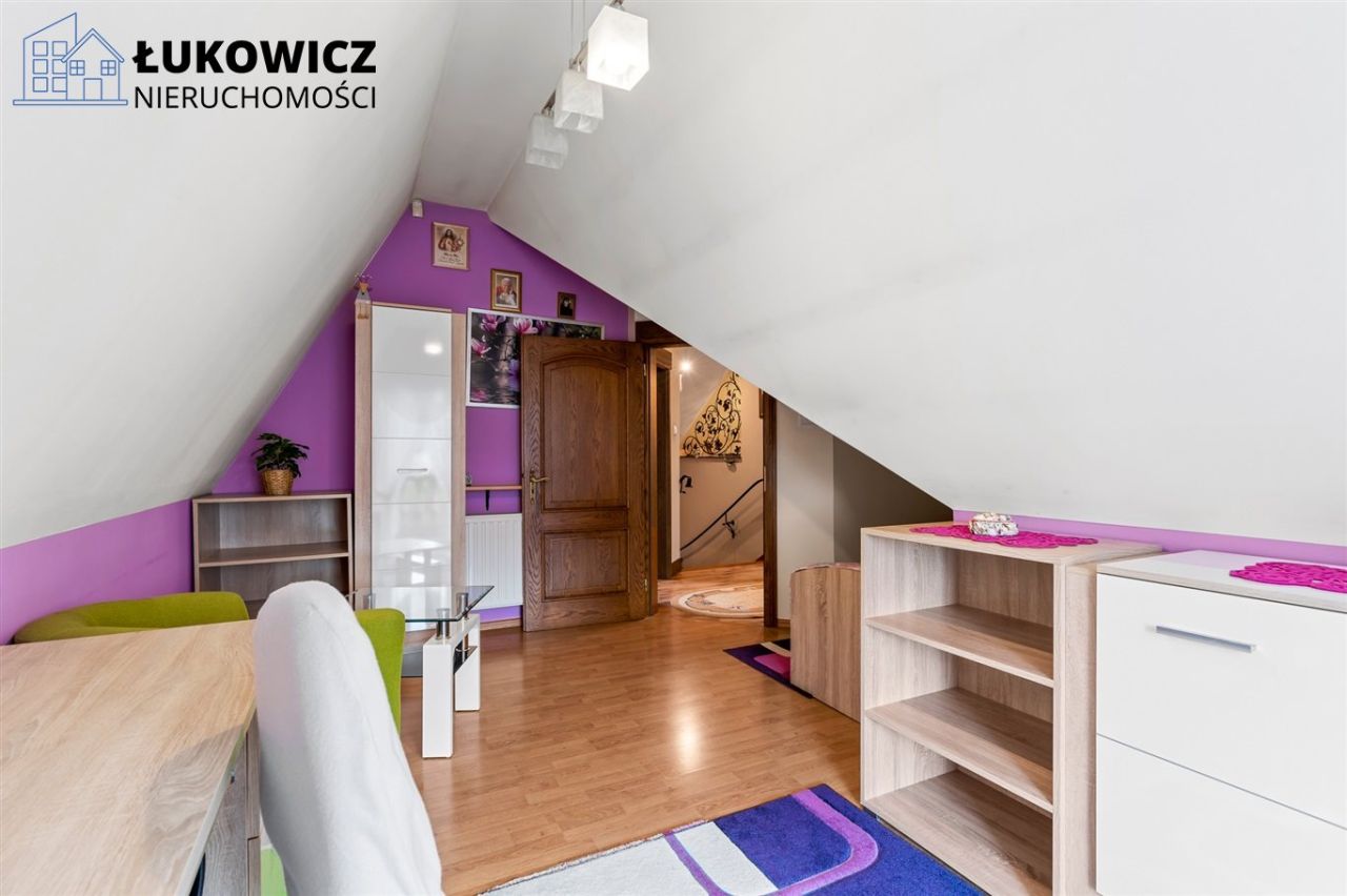 dom wolnostojący, 7 pokoi Czechowice-Dziedzice. Zdjęcie 14