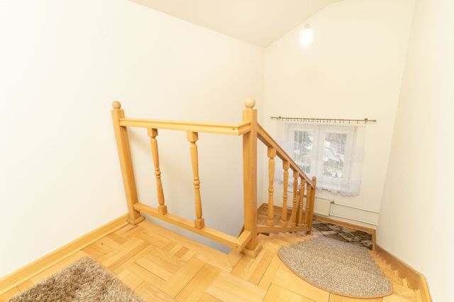 dom wolnostojący, 6 pokoi Błażowa. Zdjęcie 19