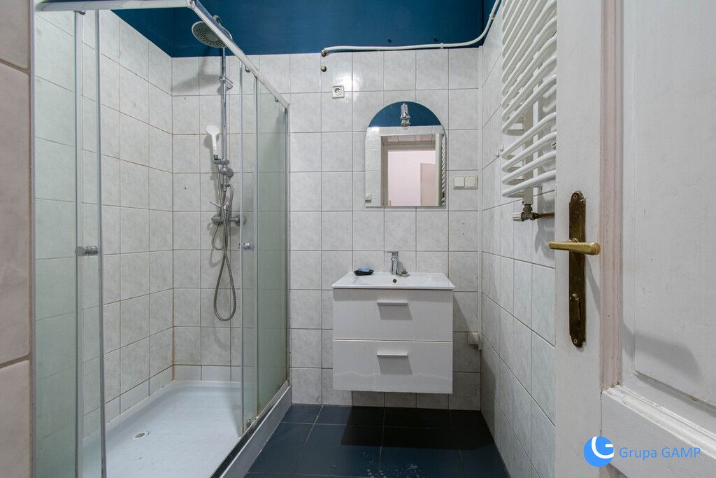 Mieszkanie 2-pokojowe Kraków Stare Miasto, ul. Piotra Michałowskiego. Zdjęcie 9