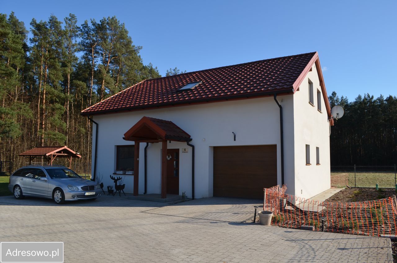 dom wolnostojący, 3 pokoje Lisie Kąty, ul. Szybowcowa. Zdjęcie 1