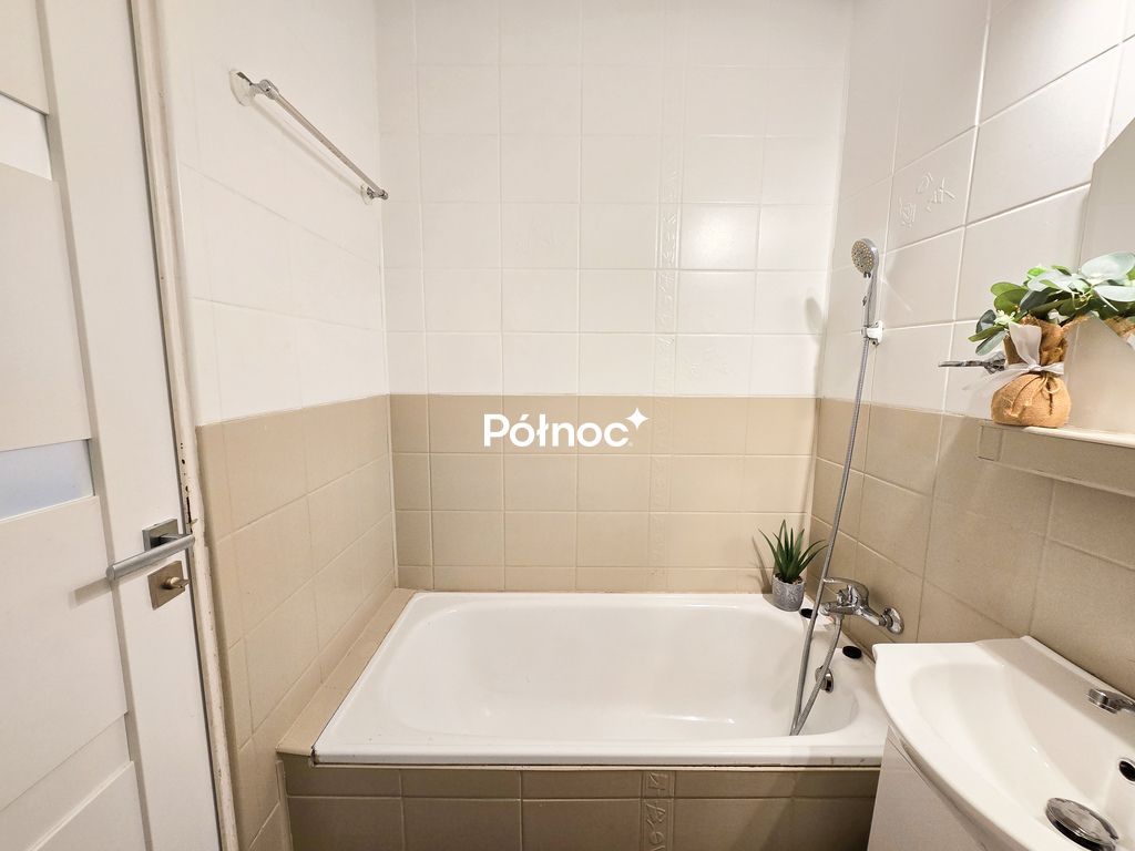 Mieszkanie 4-pokojowe Jelenia Góra, ul. Józefa Elsnera. Zdjęcie 14