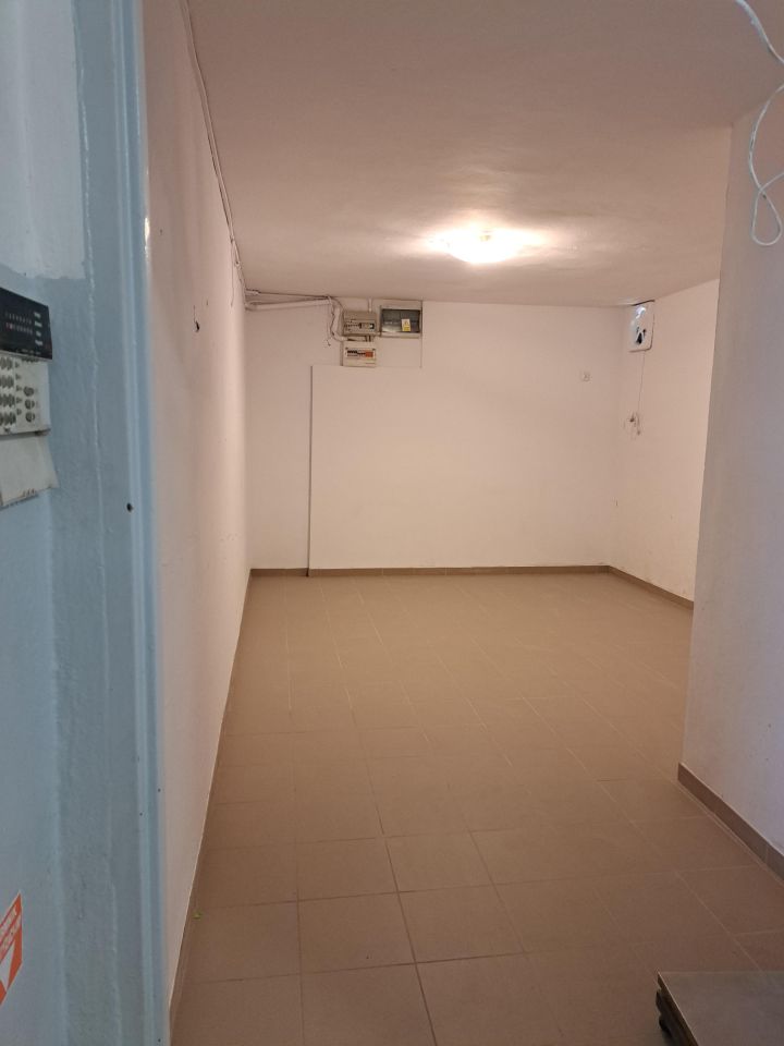 Lokal Oborniki Śląskie Centrum, ul. Marii Skłodowskiej-Curie. Zdjęcie 6