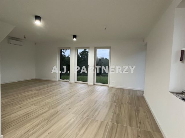 dom, 4 pokoje Koźmice Wielkie. Zdjęcie 5