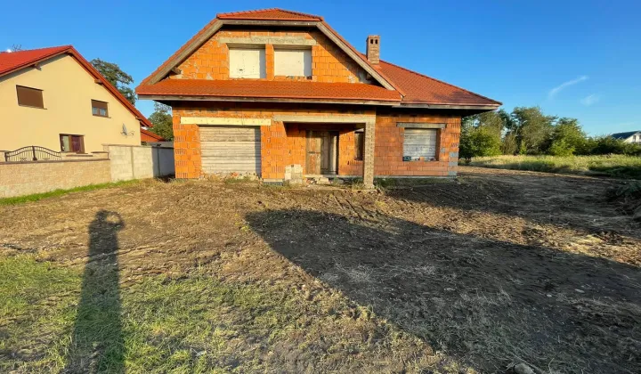 dom wolnostojący, 5 pokoi Niwnica