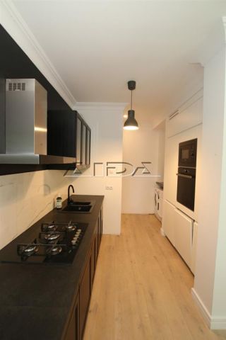 dom wolnostojący, 8 pokoi Wrocław Śródmieście, pl. gen. Walerego Wróblewskiego. Zdjęcie 4