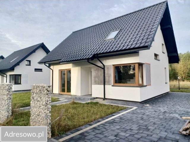 dom wolnostojący, 4 pokoje Zagrody Zgórsko. Zdjęcie 1