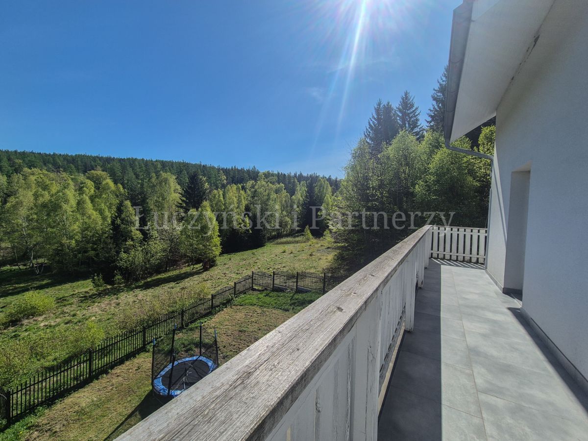 dom wolnostojący, 13 pokoi Borowice. Zdjęcie 17