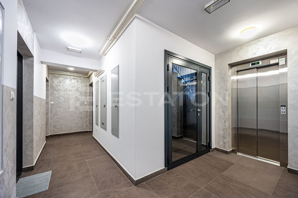 Mieszkanie 3-pokojowe Rzeszów, ul. Urocza. Zdjęcie 2