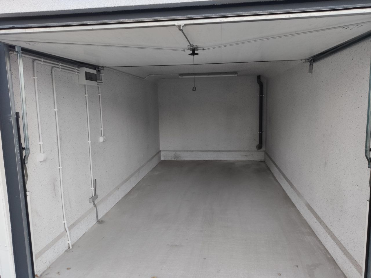 Garaż/miejsce parkingowe Gliwice Śródmieście, ul. Młodego Hutnika. Zdjęcie 2