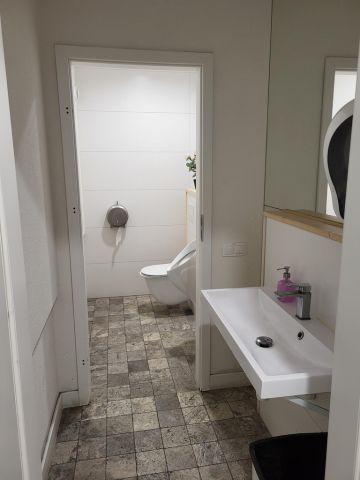 Biuro Poznań Grunwald, ul. Jeleniogórska. Zdjęcie 13