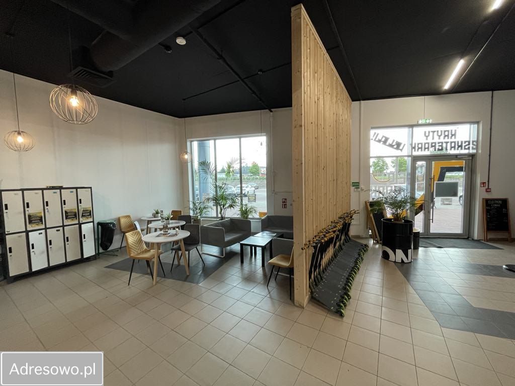 Lokal Radom Glinice, al. Józefa Grzecznarowskiego. Zdjęcie 4