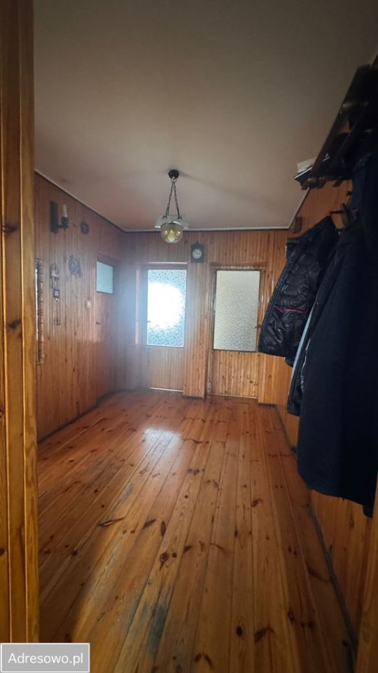 dom wolnostojący, 9 pokoi Dąbrowa Górnicza Tucznawa, ul. Ludwika Idzikowskiego. Zdjęcie 2