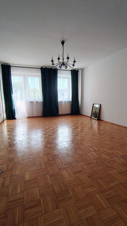 Mieszkanie 3-pokojowe Kraków Podgórze, ul. ks. Wincentego Turka. Zdjęcie 2