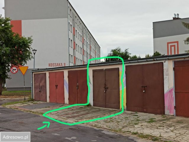 Garaż/miejsce parkingowe Skarżysko-Kamienna, ul. Kossaka. Zdjęcie 1