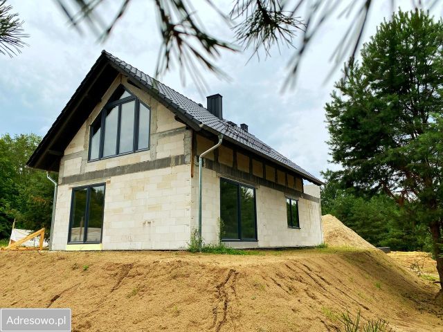 dom wolnostojący, 5 pokoi Letnica. Zdjęcie 1