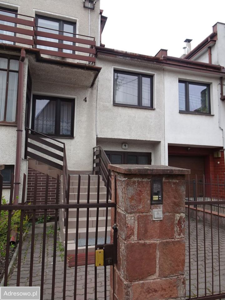 dom szeregowy, 6 pokoi Kielce Ostra Górka, ul. kpt. Władysława Raginisa. Zdjęcie 9