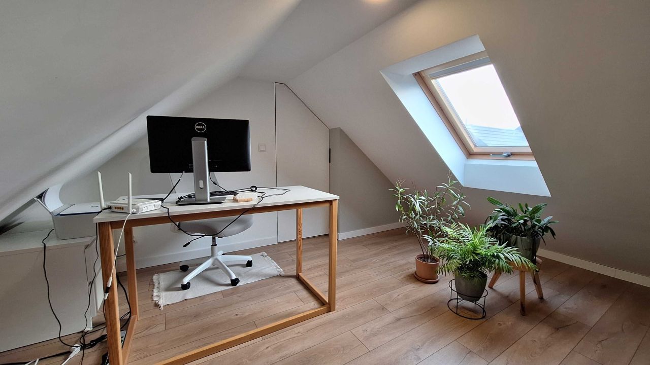 Mieszkanie 4-pokojowe Liszki. Zdjęcie 2