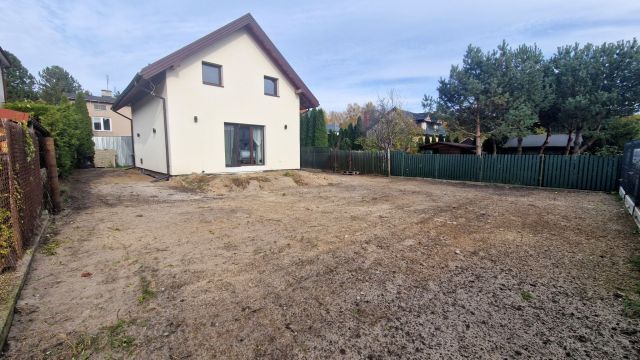 dom wolnostojący, 3 pokoje Truskaw. Zdjęcie 1