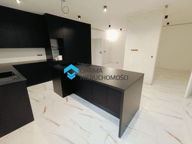 Mieszkanie 3-pokojowe Jelenia Góra. Zdjęcie 2